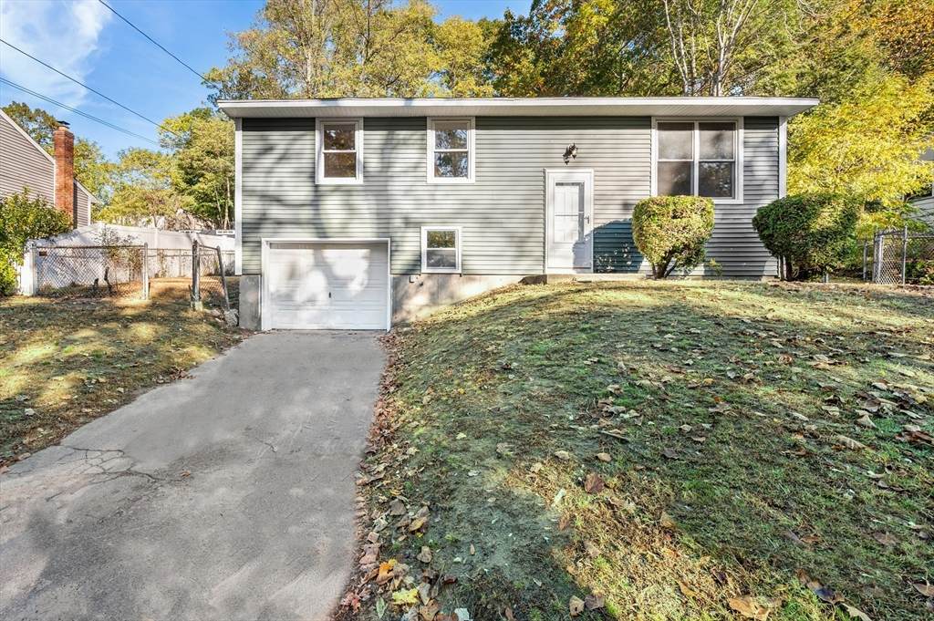 164 Bradley St - Photo 1