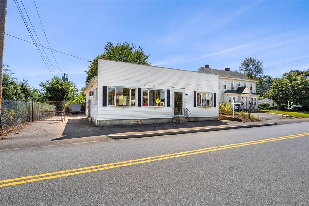 13 East St - Photo 1