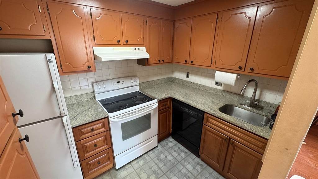 287 Harvard St. - Photo 1