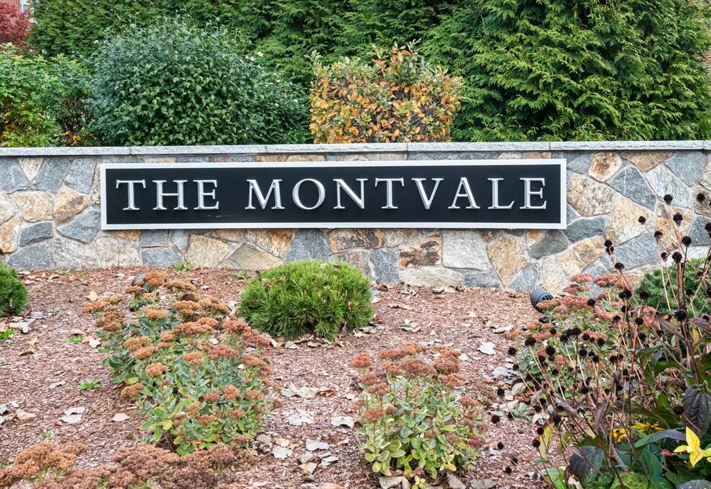 200 Ledgewood Drive - Photo 1