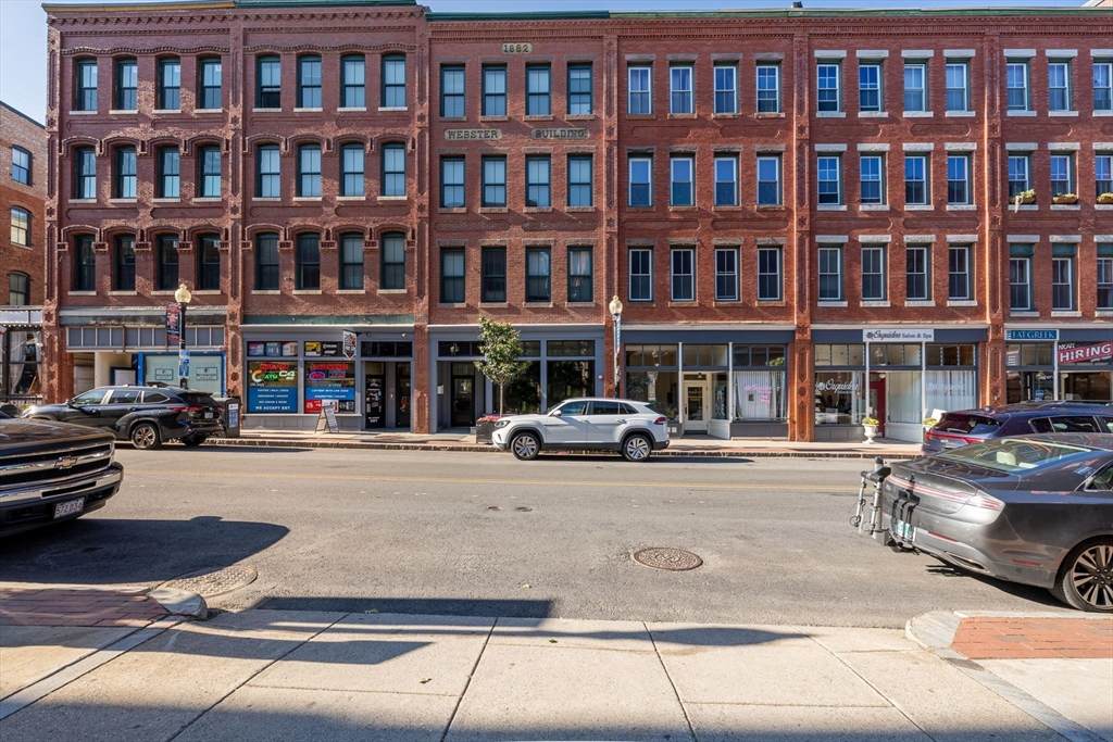 19 Washington St - Photo 1