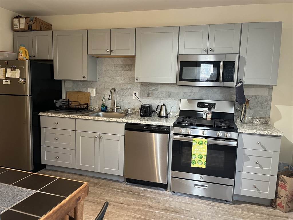 34 Clark - Photo 1