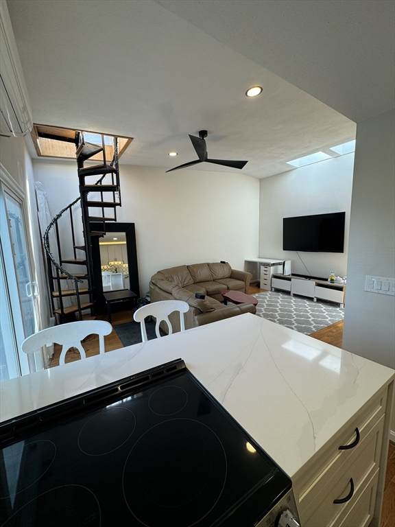 608 Dorchester Ave - Photo 1