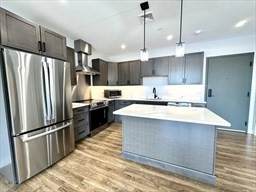 21 Summer St - Photo 1