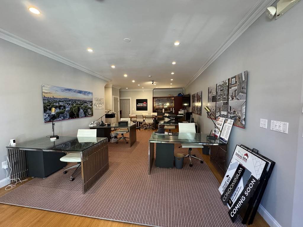 5 Savin Hill Ave - Photo 1