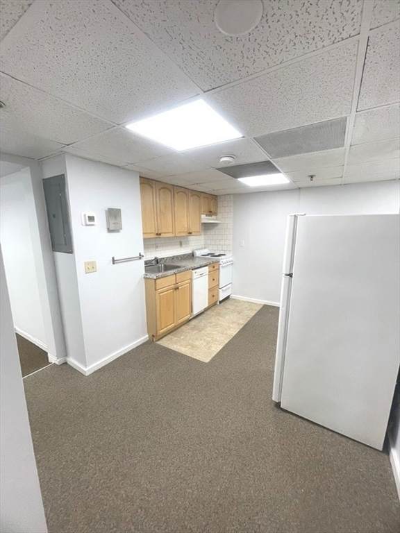 475 Commonwealth Avenue - Photo 1