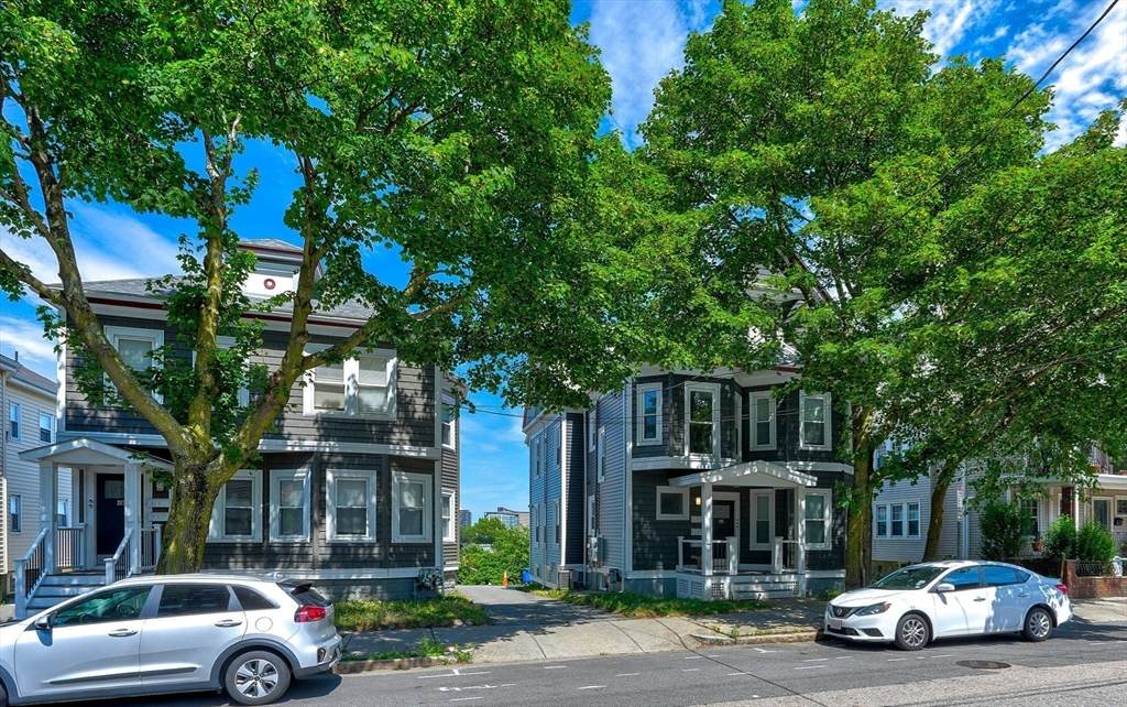 287 Medford St - Photo 1