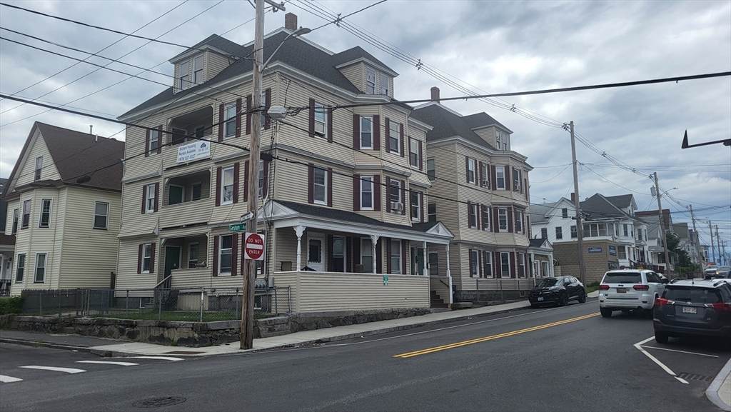 134 University Avenue - Photo 1