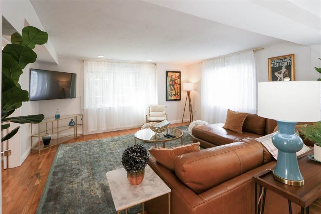 25 Jay St - C - Photo 1