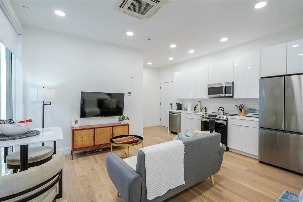 38 Hichborn St - Photo 1