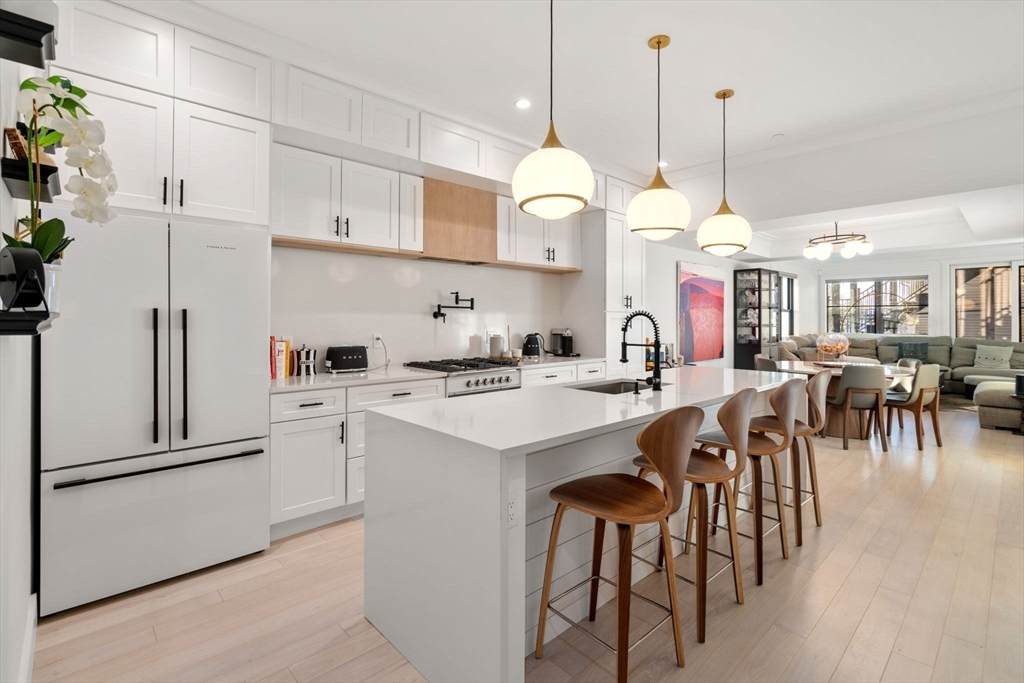 75 Old Harbor St - Photo 1