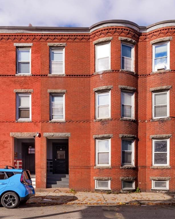 46 Saxton St - Photo 1