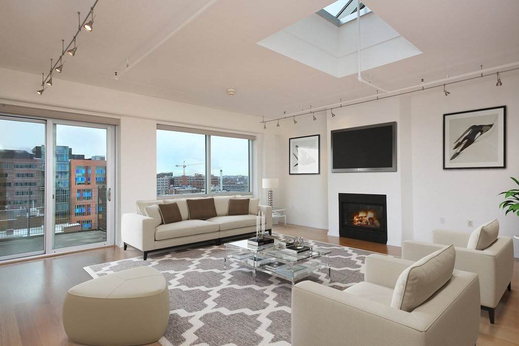 25 Channel Center - Photo 1