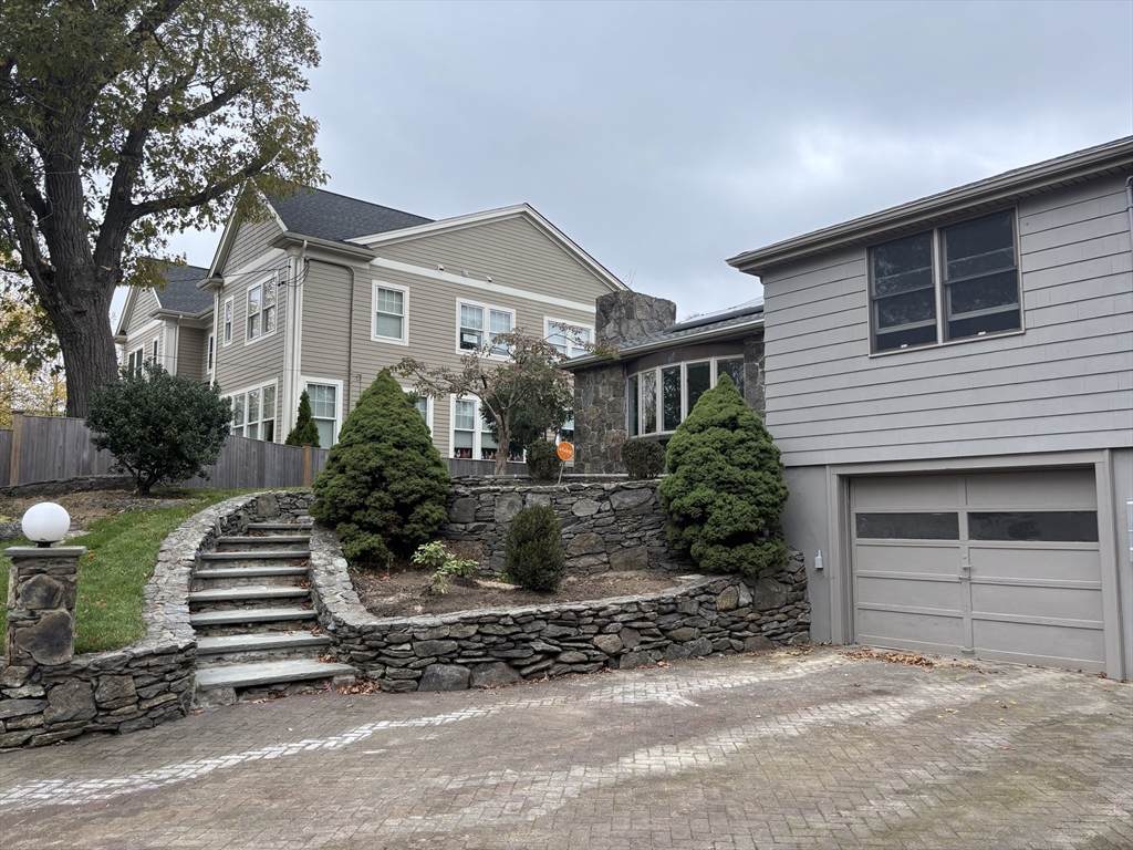 338 Langley Rd - Photo 1