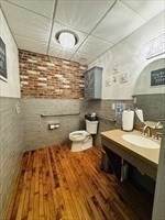 1372 Main Street - Photo 17