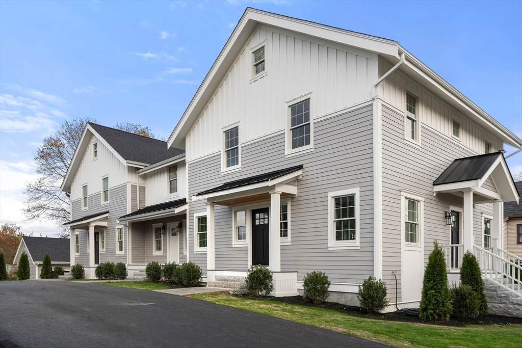 63 Oak Street - Photo 1