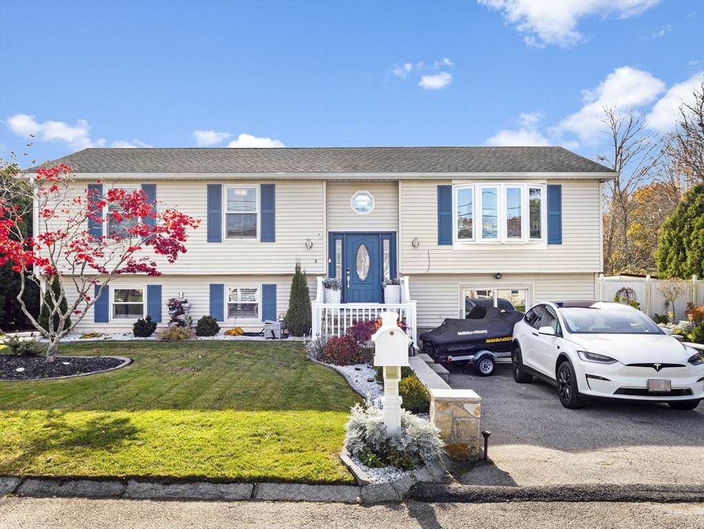 871 Norman St - Photo 1