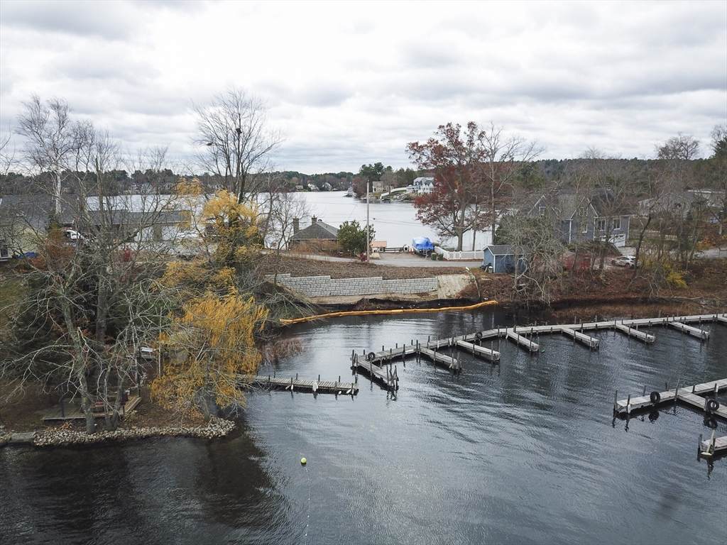 13 S Point Rd - Photo 1