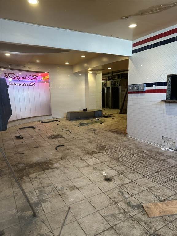 1225-1229 Dorchester Ave - Photo 1