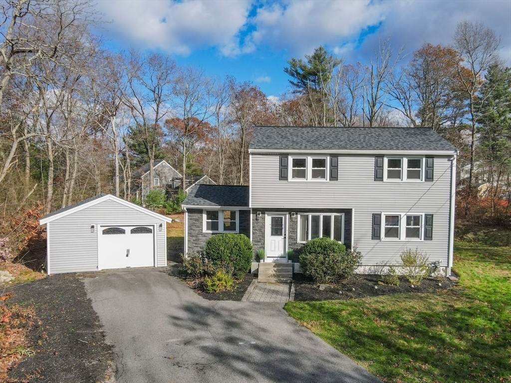 504 York St - Photo 1