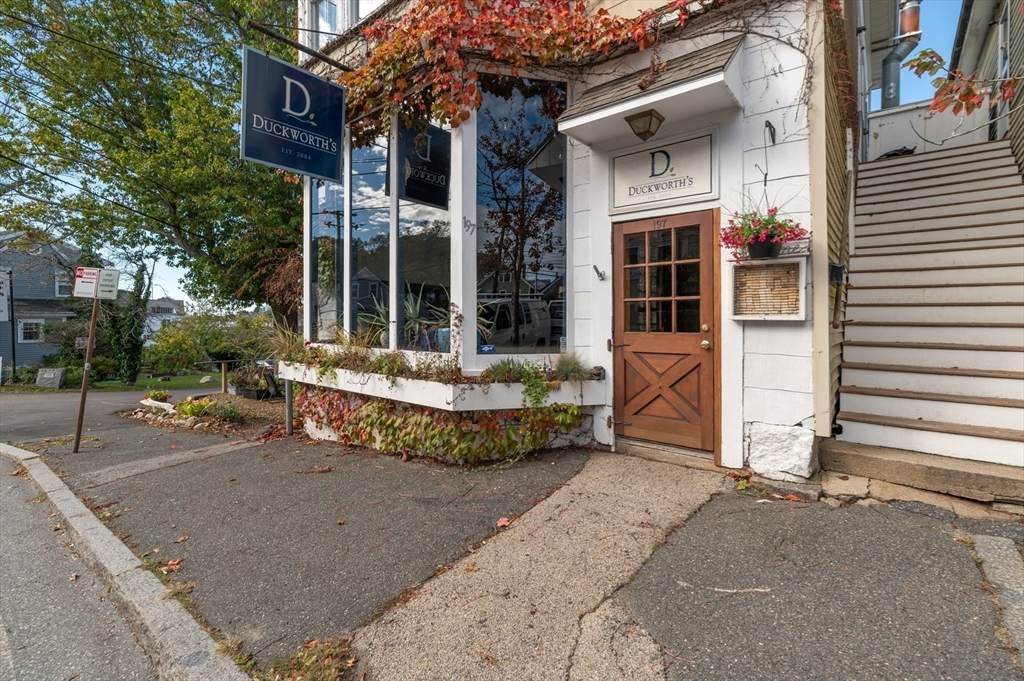 197 E. Main - Photo 1