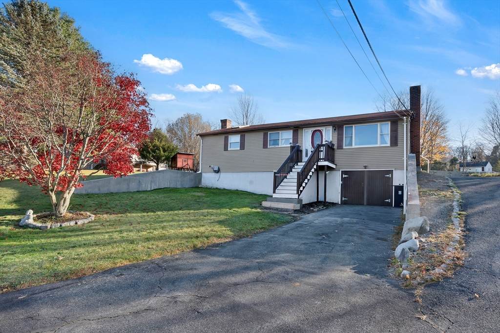 441 Marion Ave - Photo 1