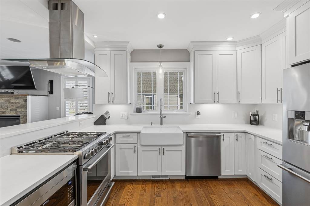 491 Washington St - Photo 1