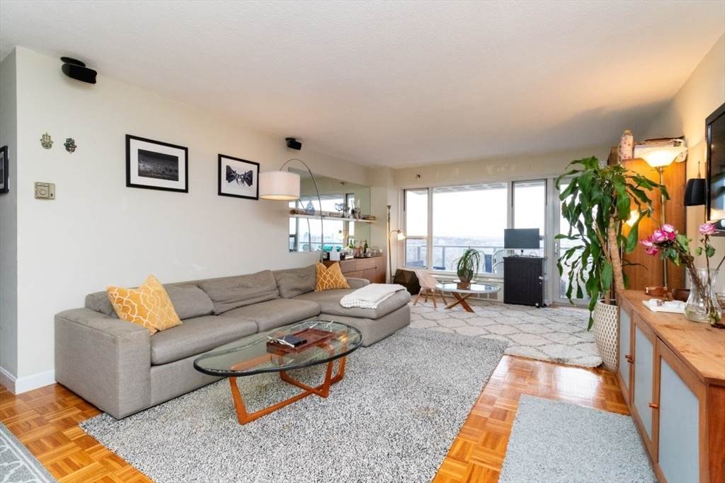 111 Perkins Street - Photo 1