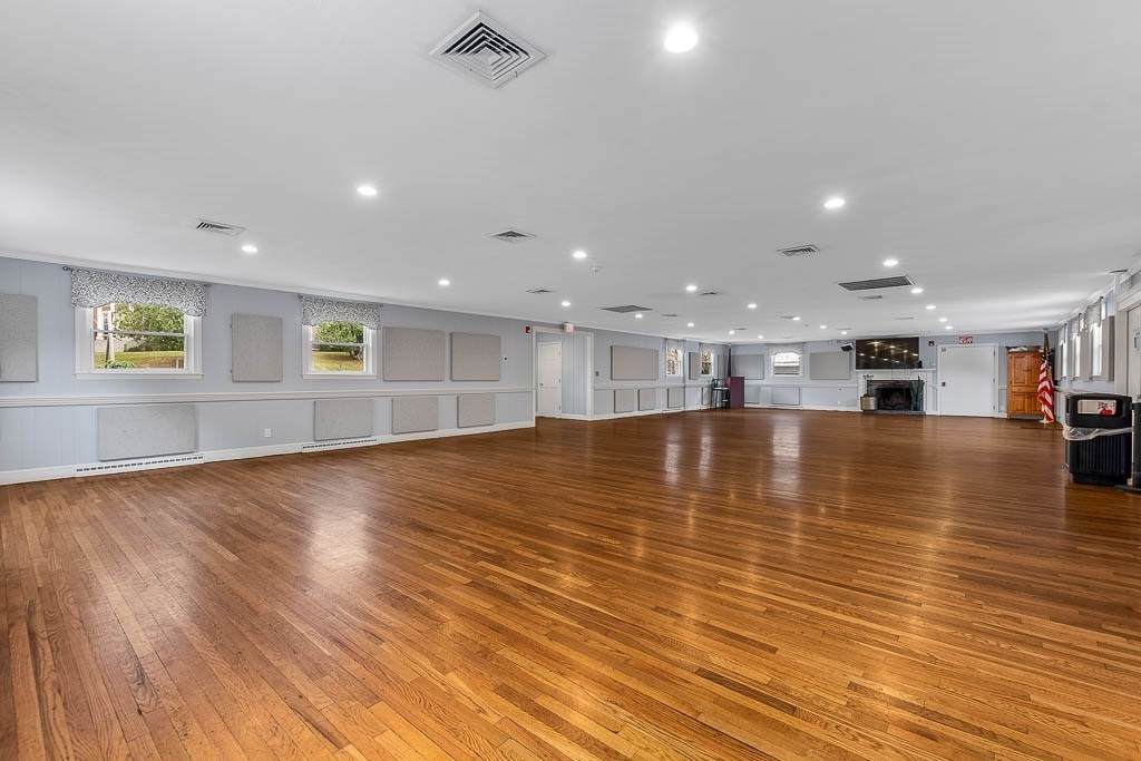 32 Dedham St - Photo 1