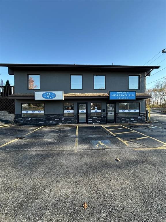 695 Main St - Photo 1