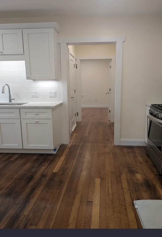 112 Hyde Park Ave - Photo 1