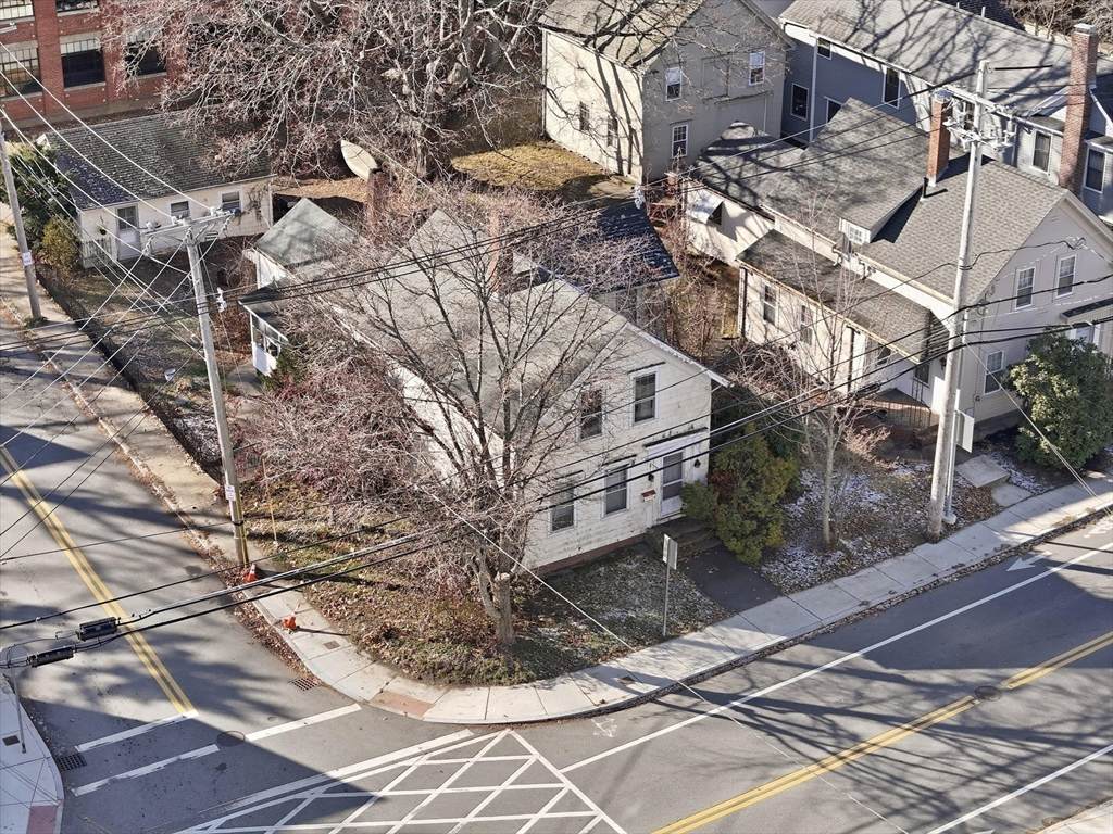 118 Elm St - Photo 1