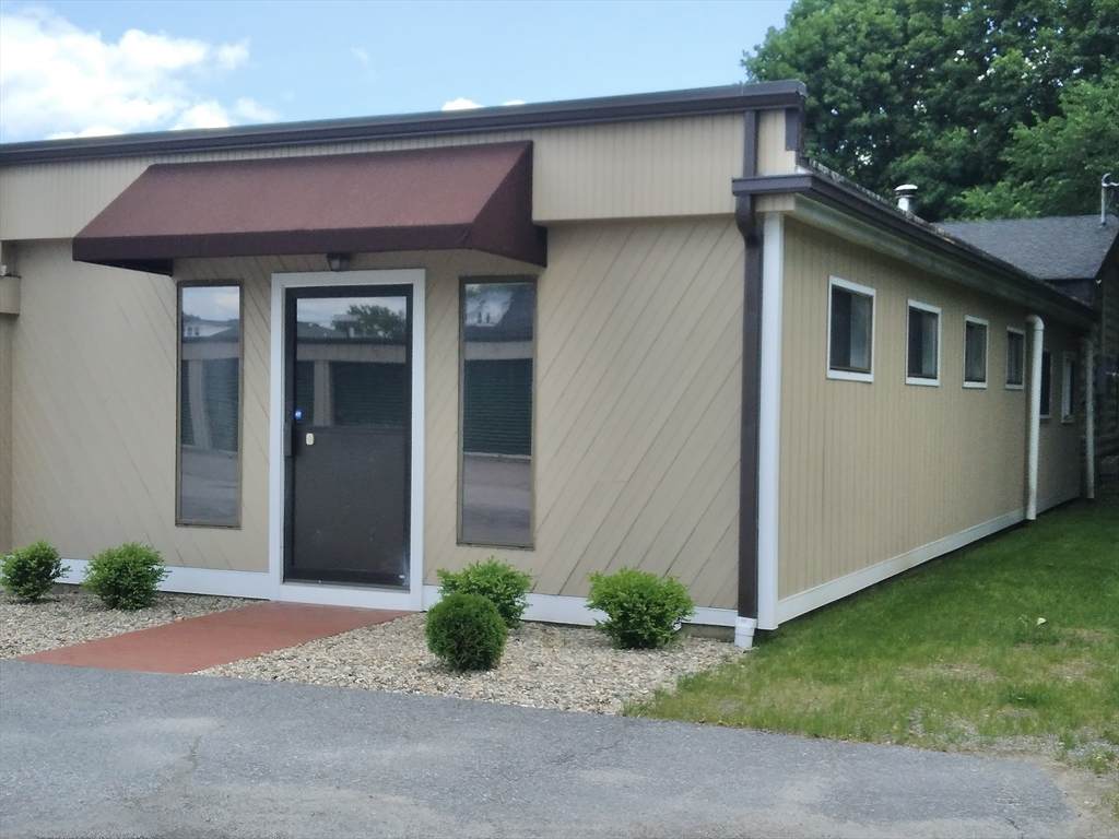 4 Hotel Pl - Photo 1