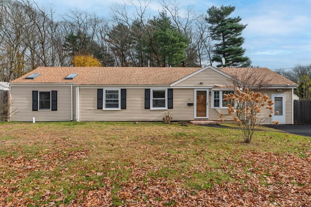 92 Mercury St - Photo 1