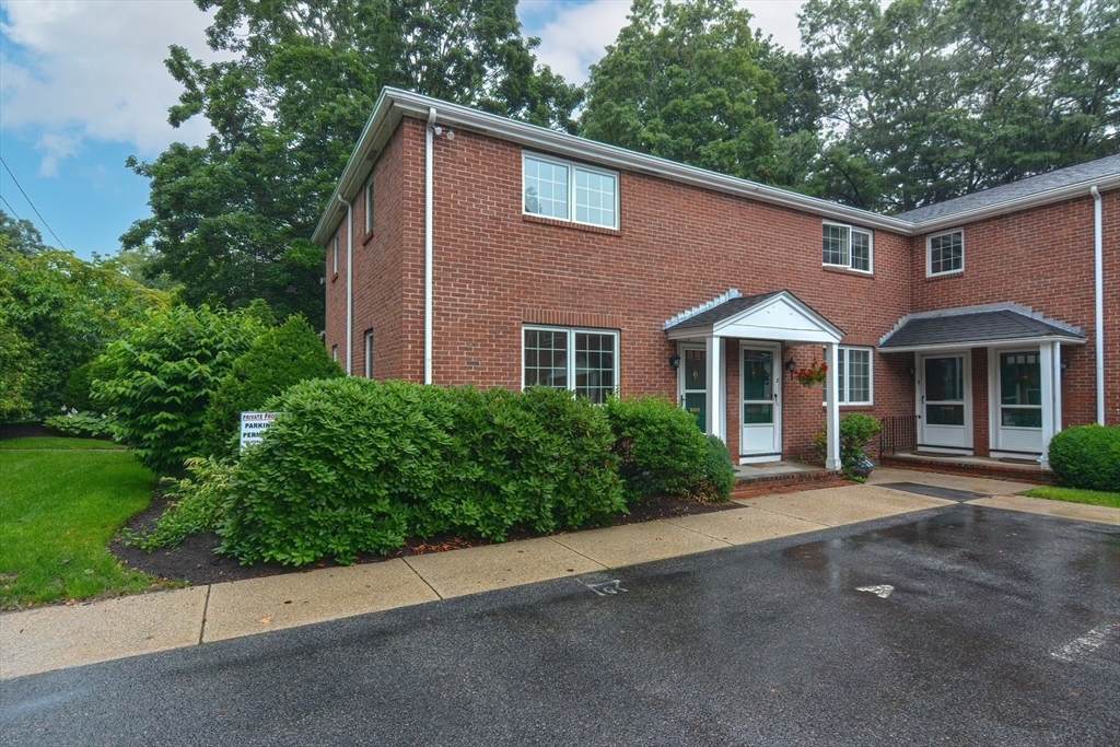 63 Linden Street - Photo 1