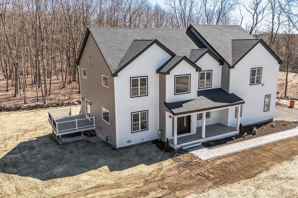 10 Falcon Dr - Photo 1