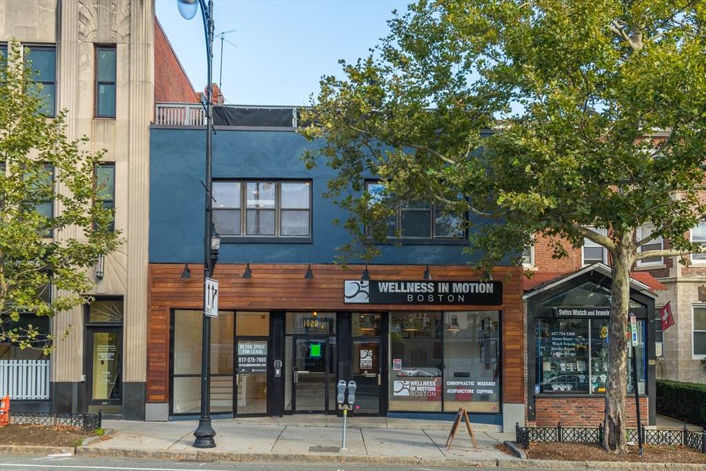 1620 Beacon Street - Photo 1