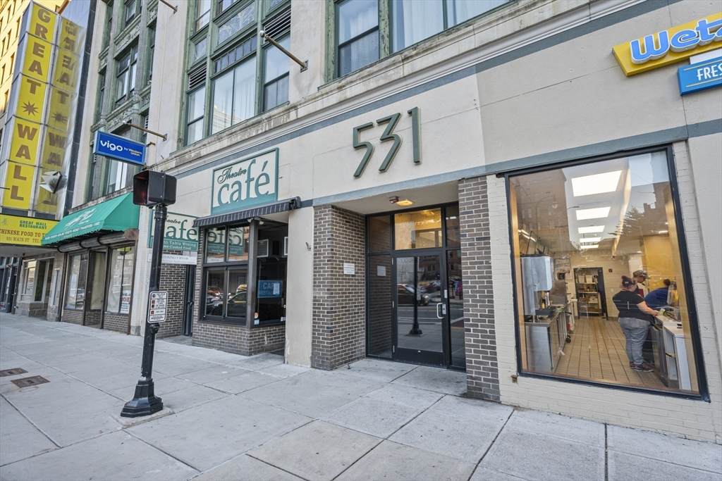 531 Main St - Photo 1