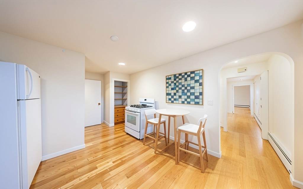 1026 Chestnut St - Photo 1