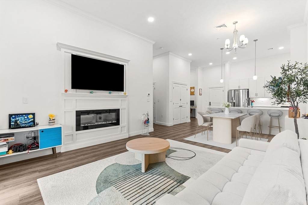 320 Middlesex Ave - Photo 1