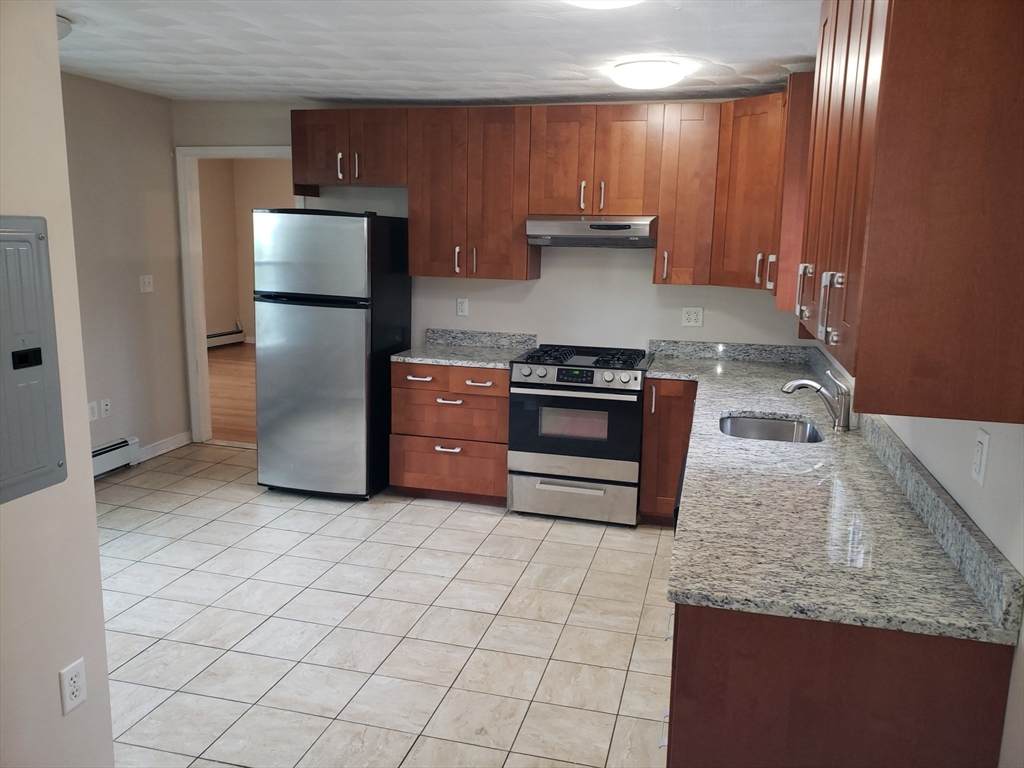 88 Pearl St - Photo 1