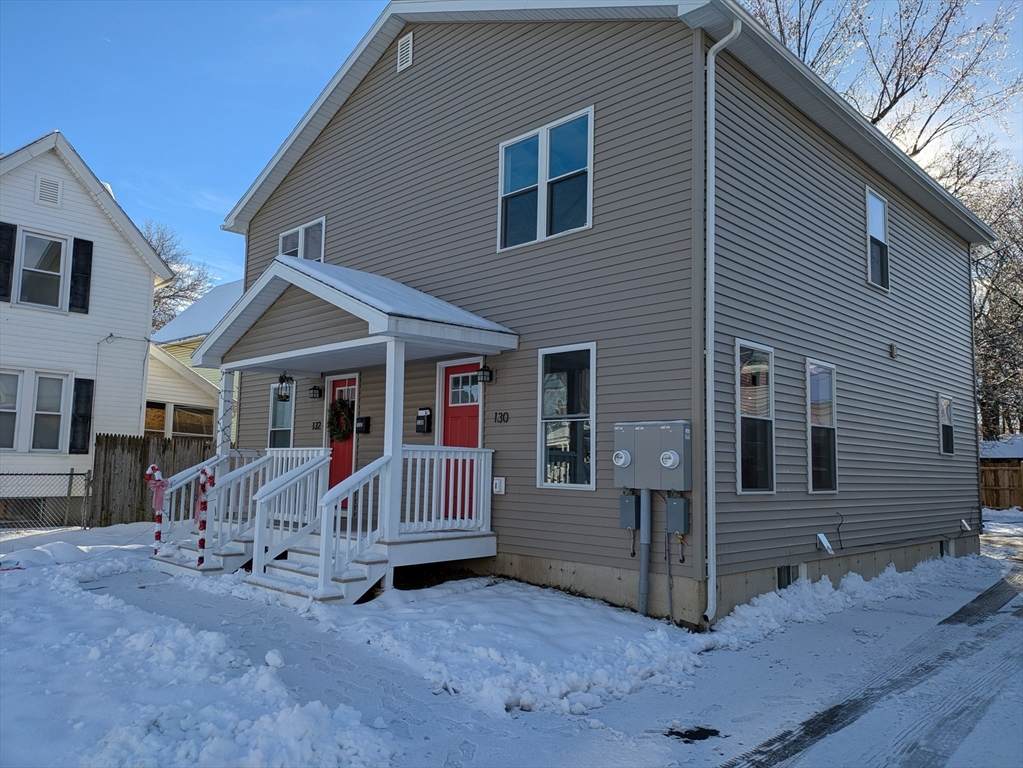 130 Dickinson - Photo 1