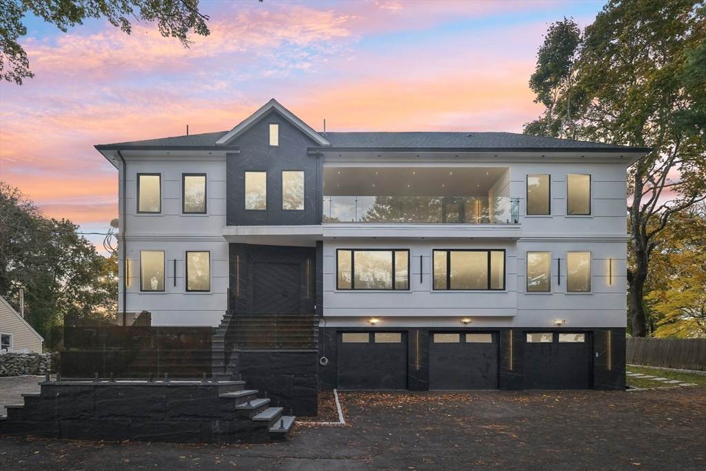 883 Greendale Ave - Photo 1