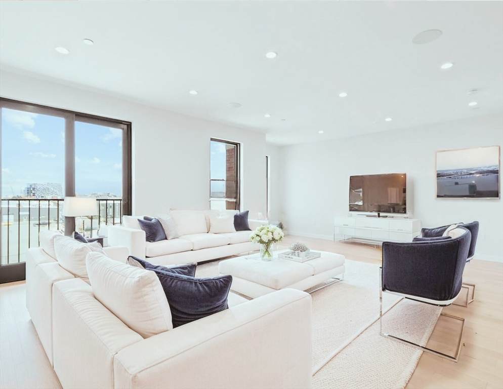 340 West 2nd Street - Photo 1