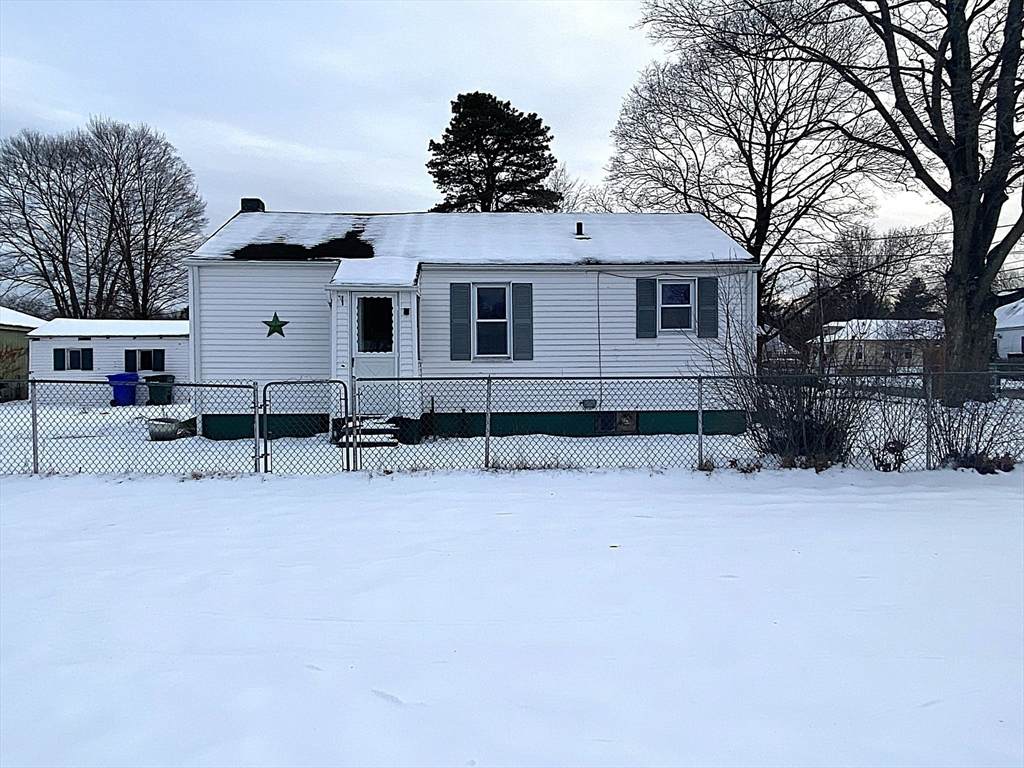 135 Lucerne Rd - Photo 1