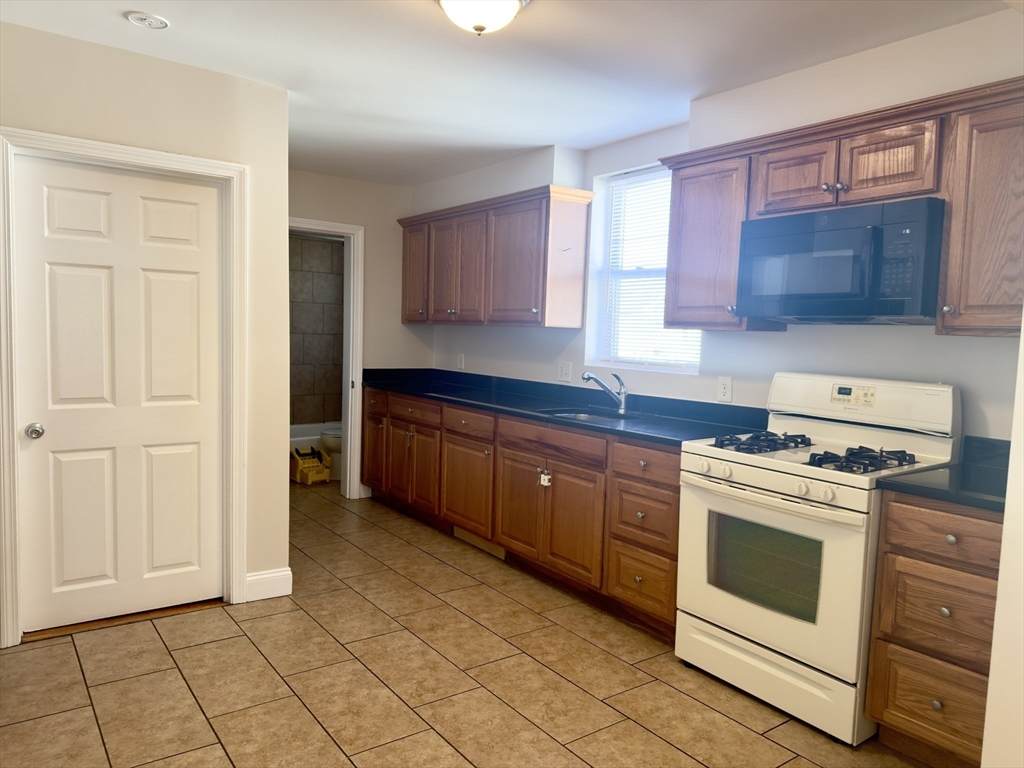 29 Chase  Street - Photo 1