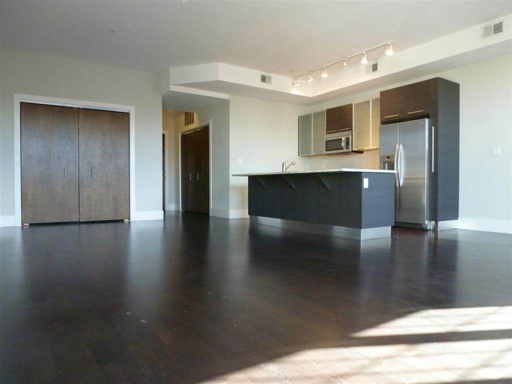 154 W 2nd St - Photo 1