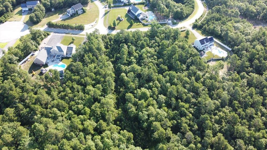 17-035 Seabiscuit Drive - Photo 1