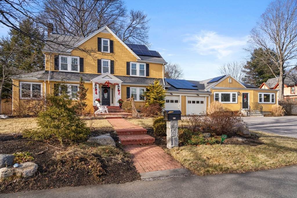 193 Garden St - Photo 1