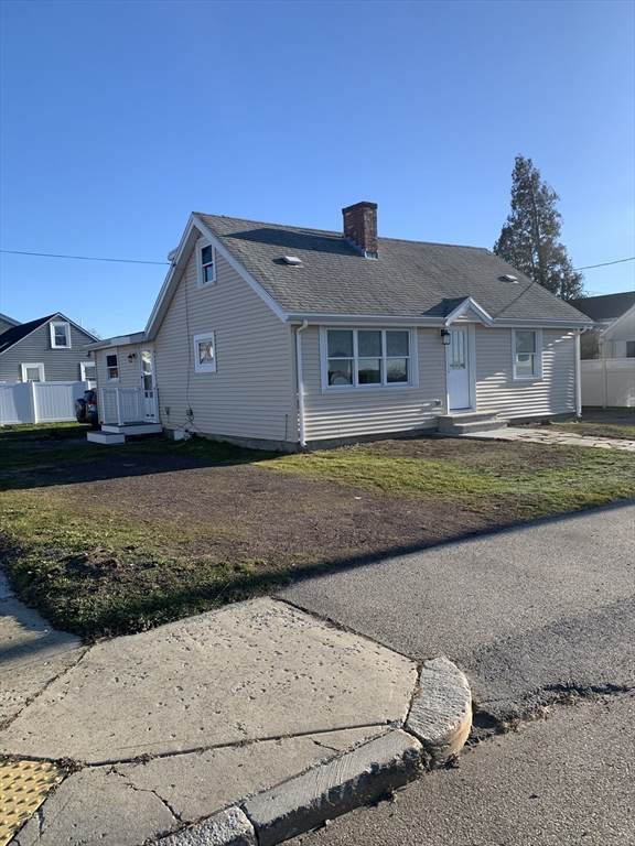 123-125 Mills Ave - Photo 1